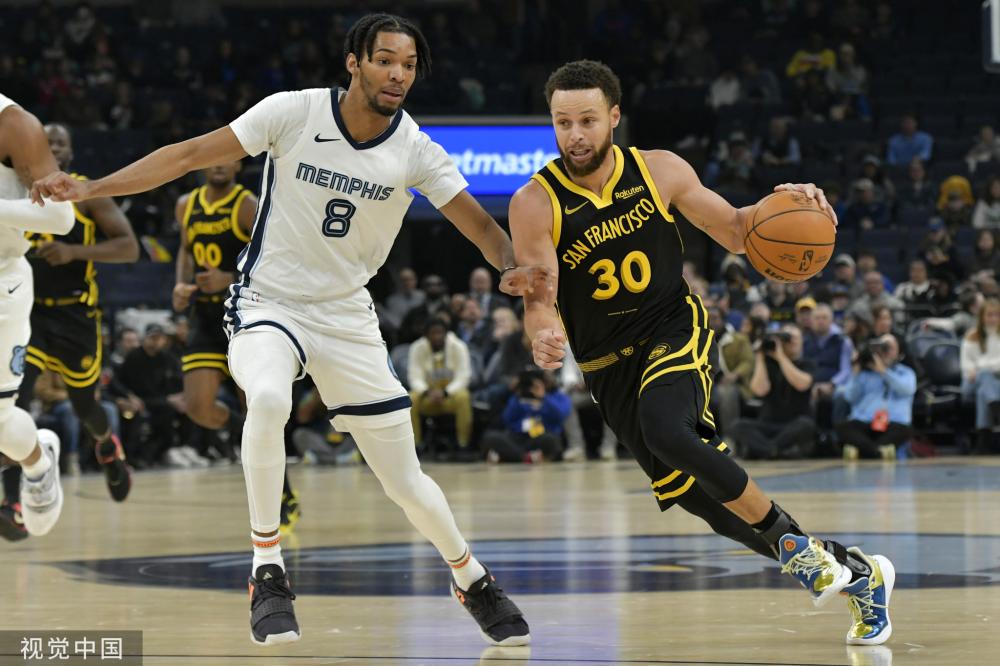 练与比赛中 练与比赛中